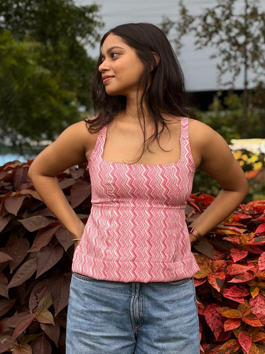 ALORA Cotton Square Neck Tie-Back Top – Pink Candy Print